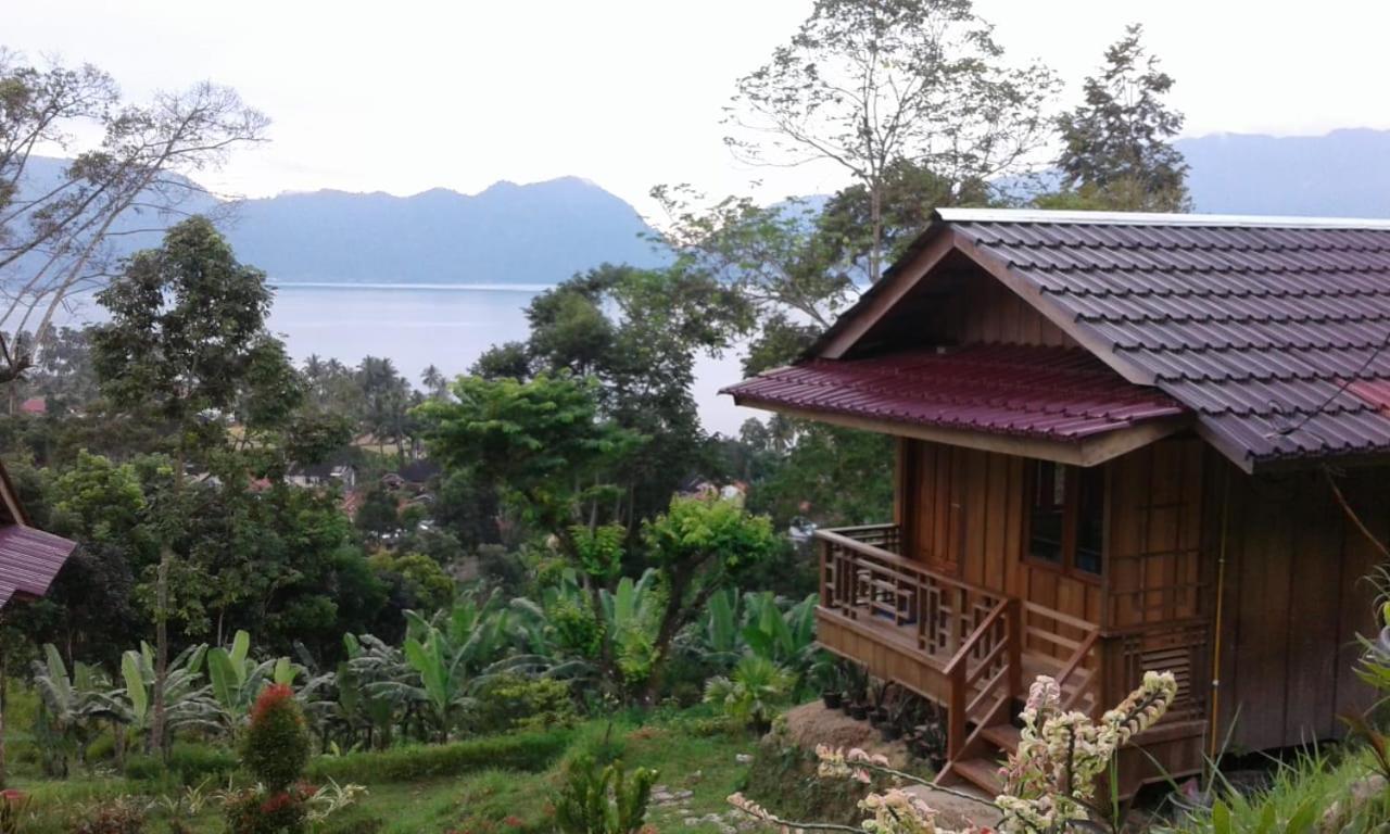 Bagoes View Cottages Maninjau Exterior foto