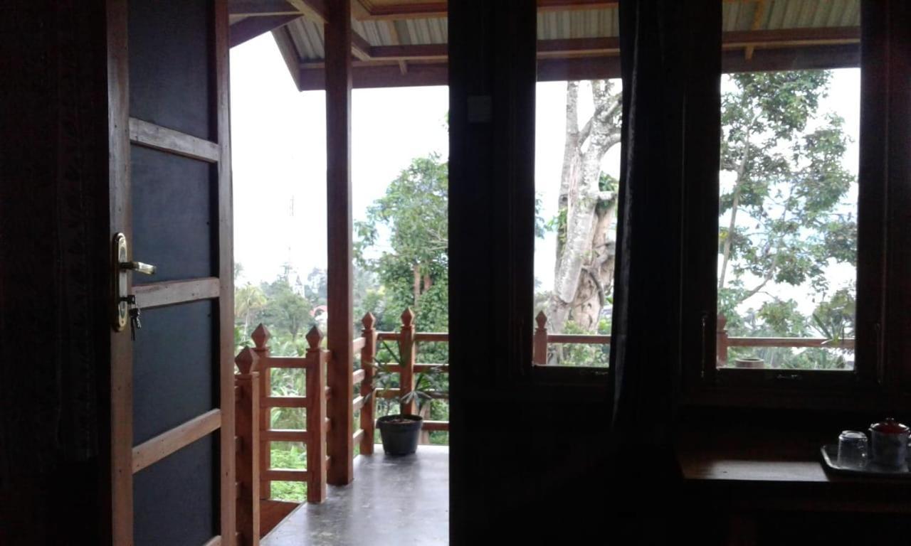 Bagoes View Cottages Maninjau Exterior foto